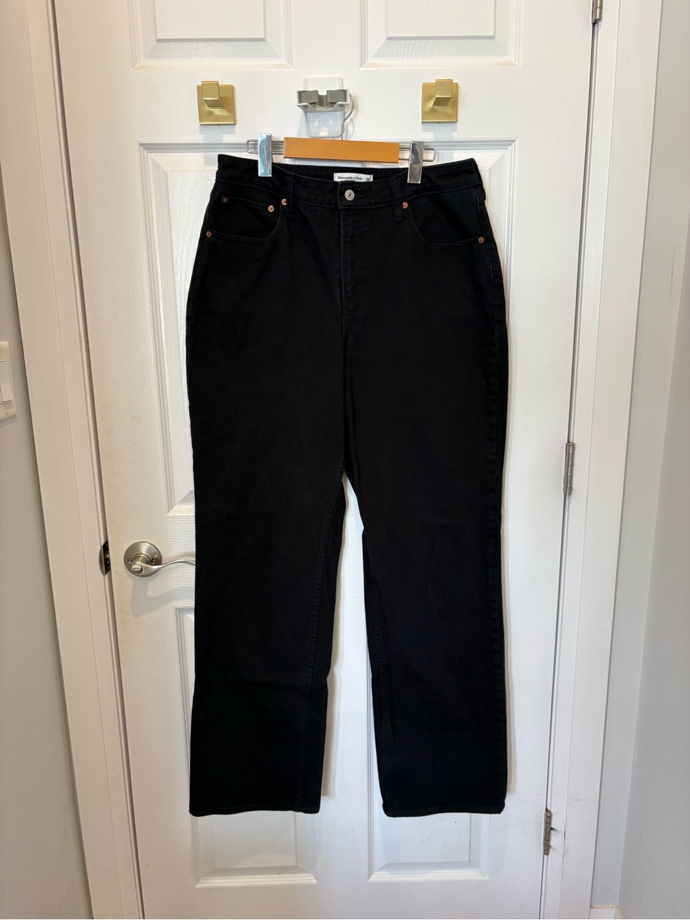 Abercrombie and Fitch Classic High-Rise Black Women's Jeans